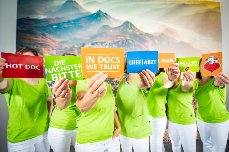 gruppenfoto_mit_kaertchen